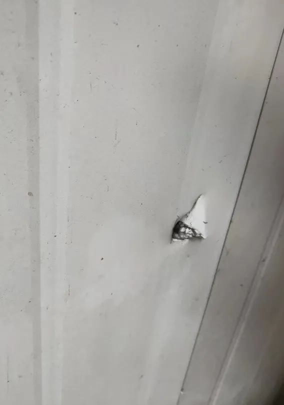 /